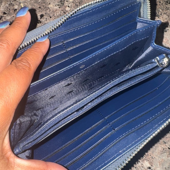 Kate Spade Glitter Black Wallet - Picture 5 of 9